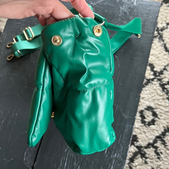 Anthropologie Kelly Green Faux Leather Quilted Pillow Purse Crossbody - Picture 7 of 16